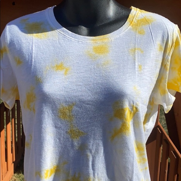 PINK Victoria Secret T-Shirt - Picture 3 of 7